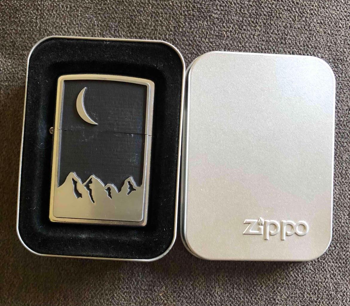 2000 Zippo Lighter Moon Over Mountain Unused